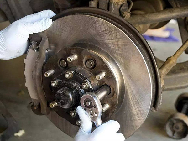 Failure and Cause Analysis of Brake Pa ...